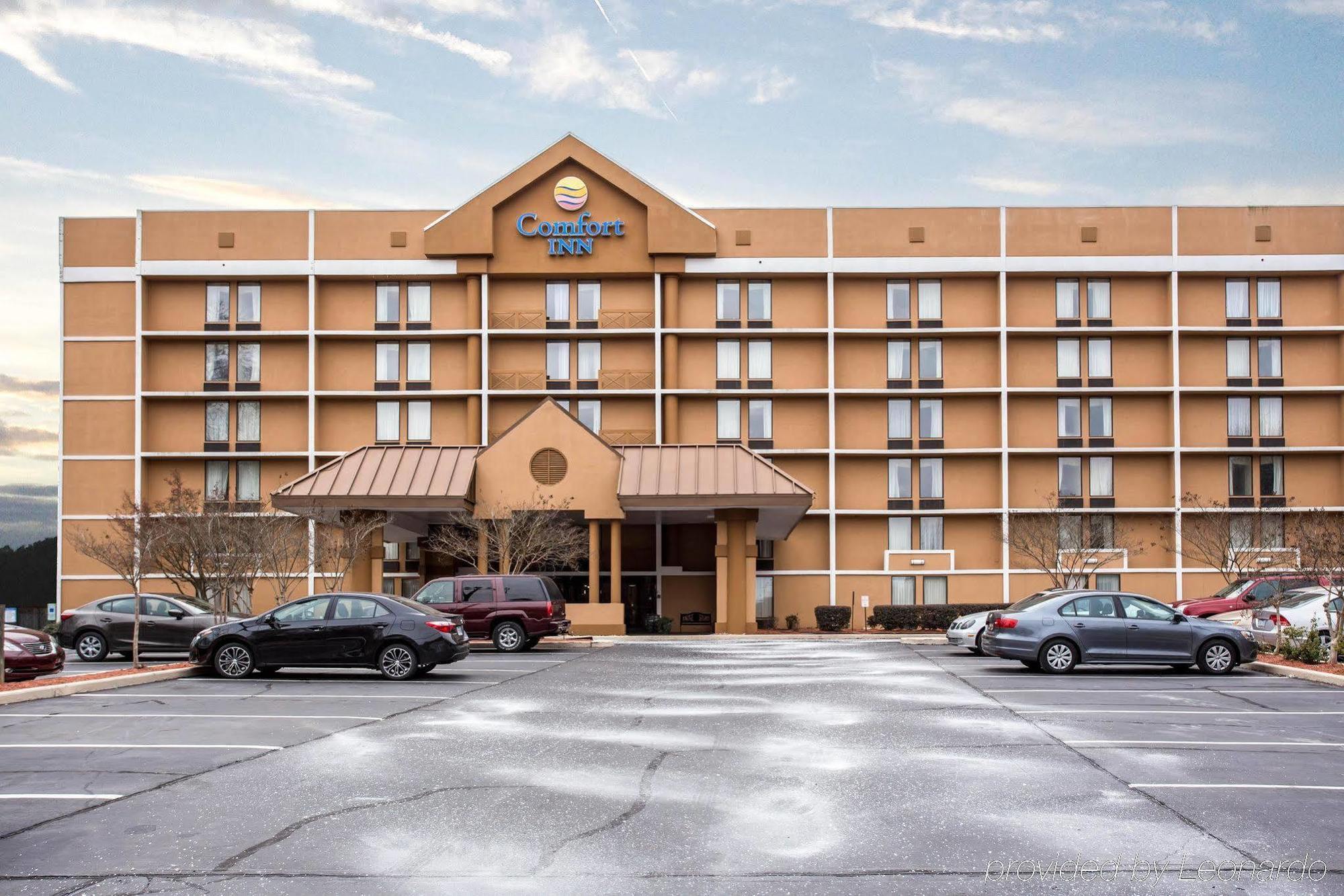 Comfort Inn Charlotte Airport Uptown Exterior photo